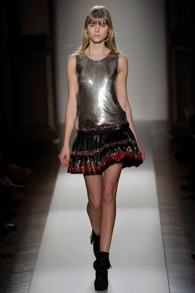Look 3